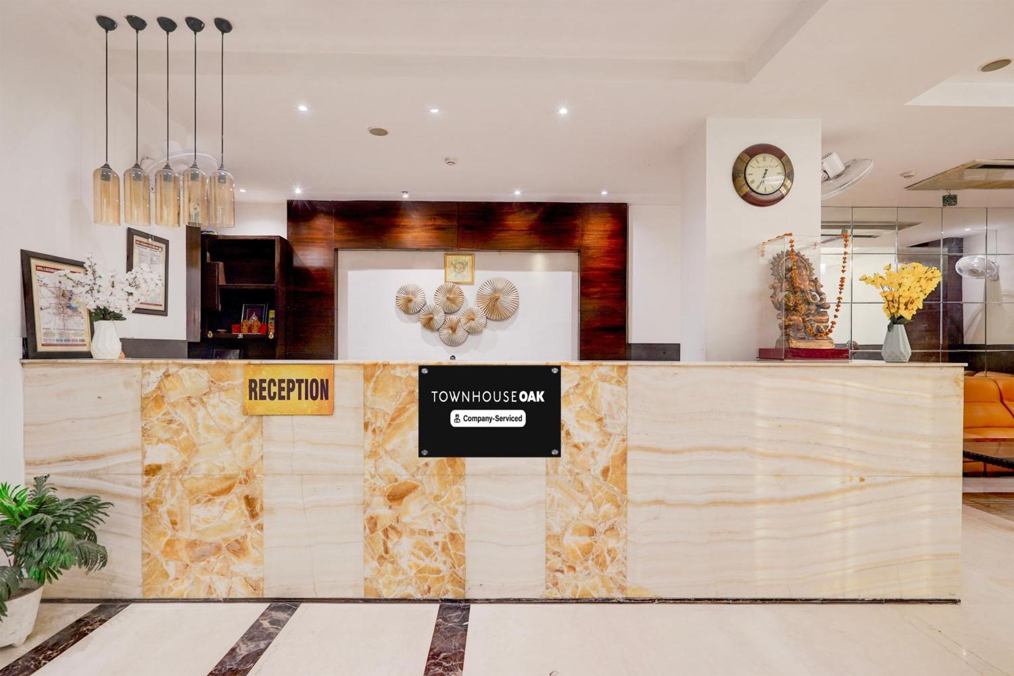 Townhouse Oak Agra Near Sultanganj Puliya Formerly Bb Grand 외부 사진