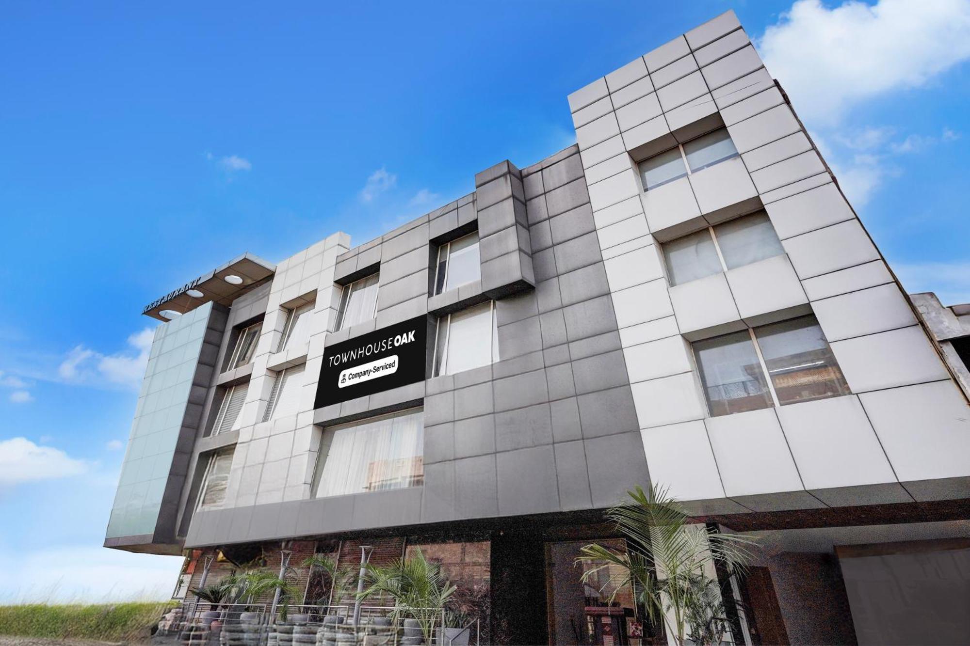 Townhouse Oak Agra Near Sultanganj Puliya Formerly Bb Grand 외부 사진