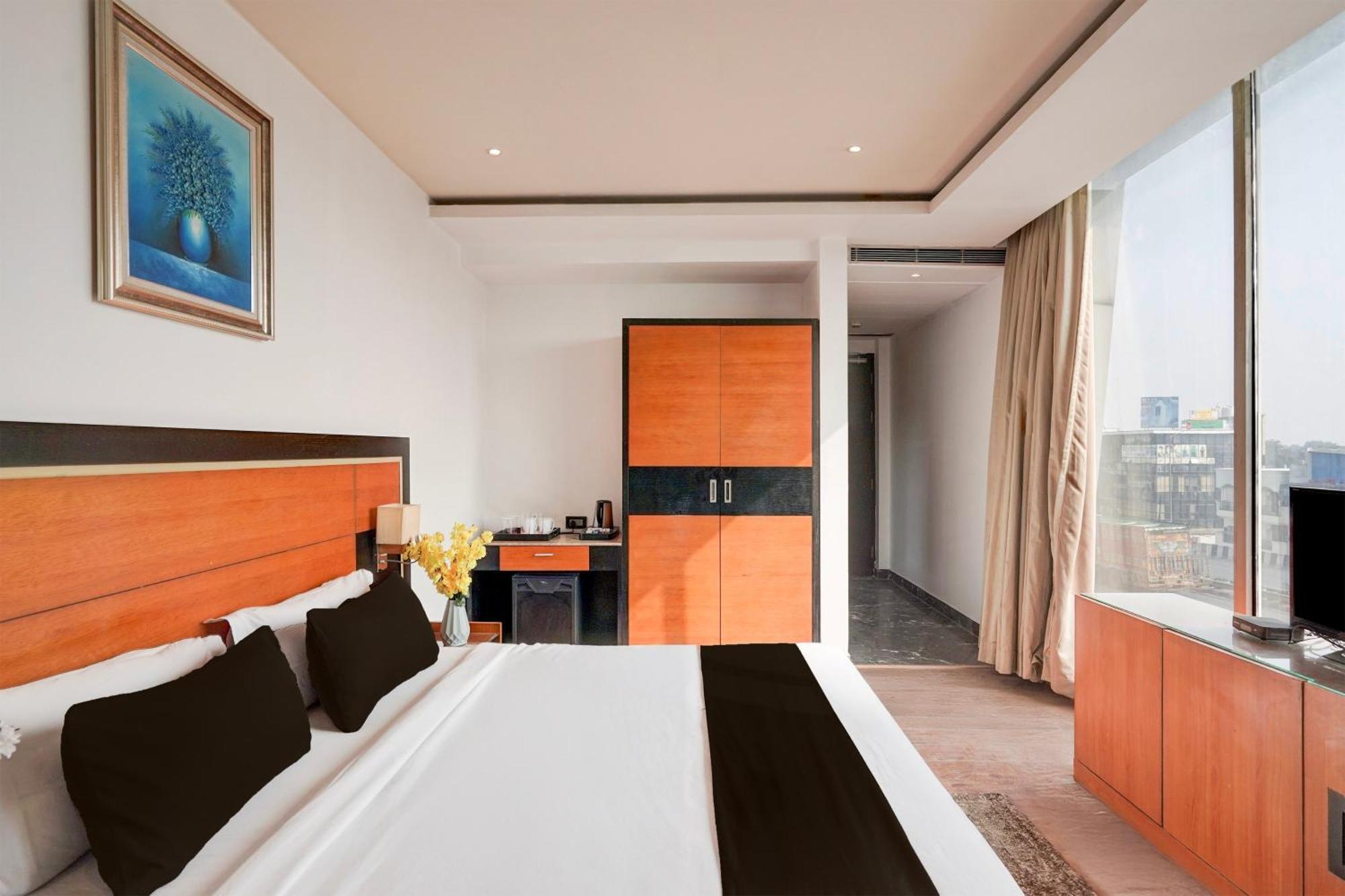 Townhouse Oak Agra Near Sultanganj Puliya Formerly Bb Grand 외부 사진
