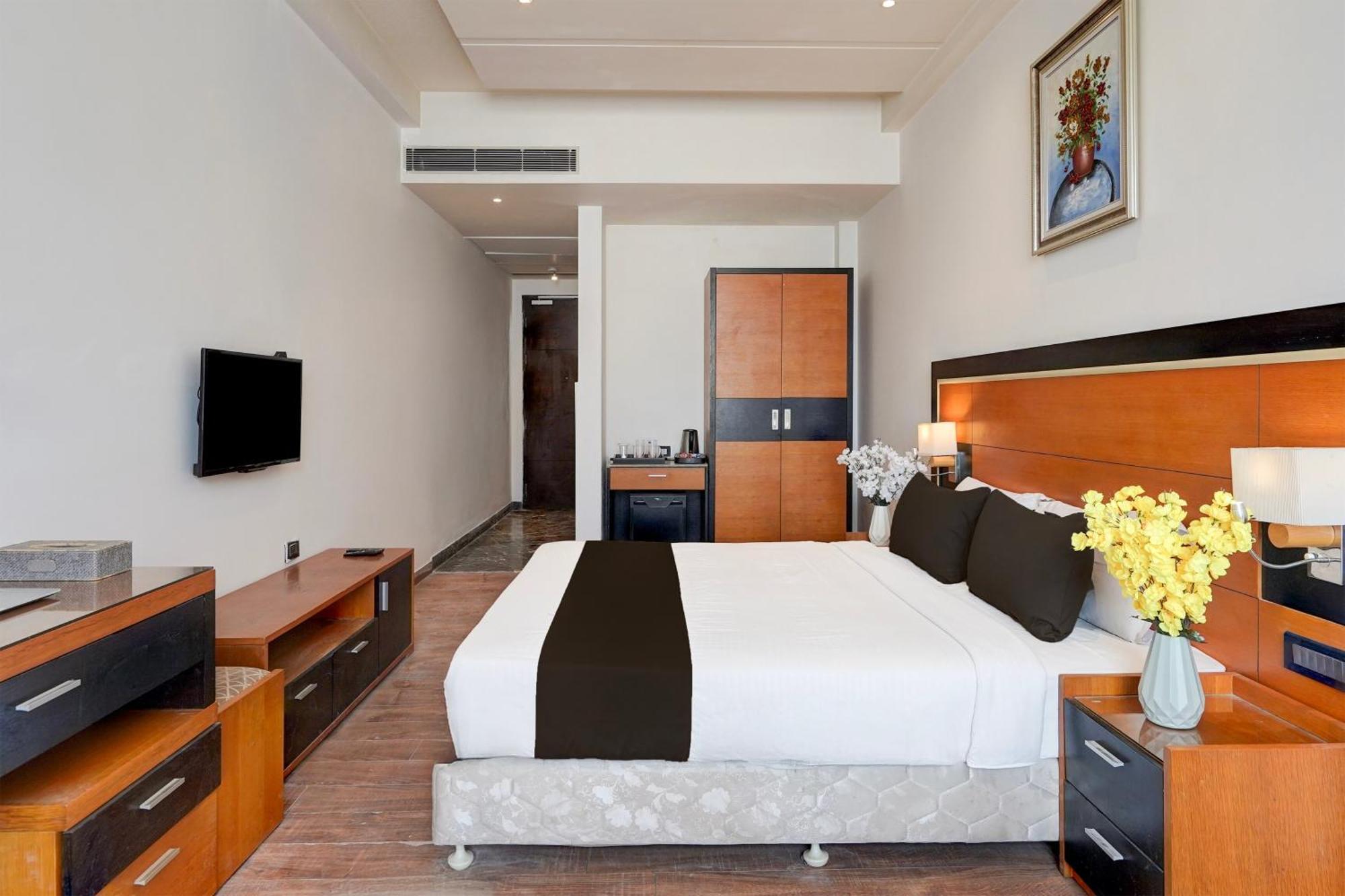 Townhouse Oak Agra Near Sultanganj Puliya Formerly Bb Grand 외부 사진